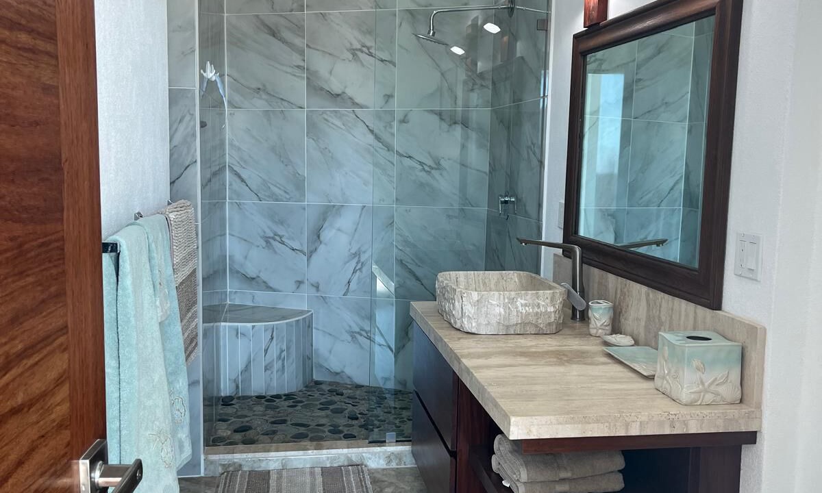 Photo of Bathroom in Los Barriles
