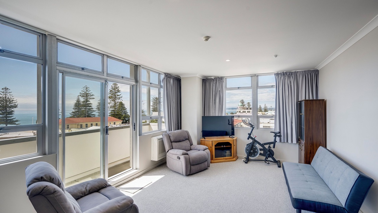 Photo of Livingroom in Bluff Hill