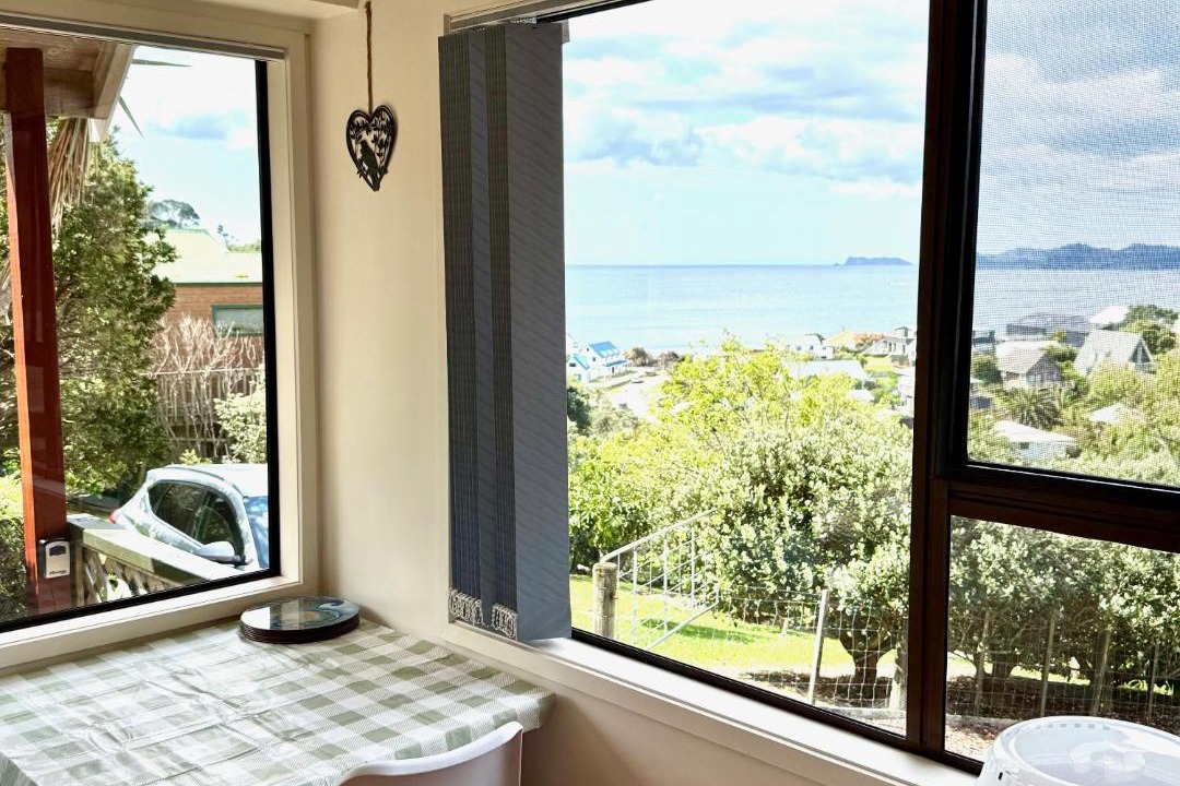 Photo of Patio Balcony in Russell