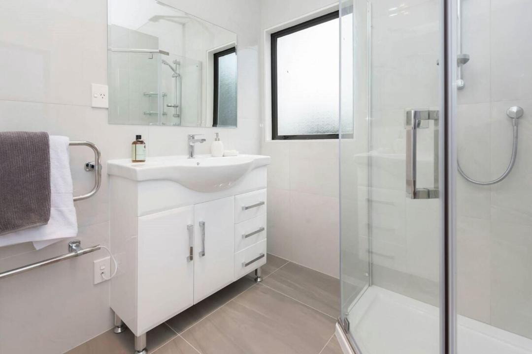 Photo of Bathroom in Greenlane - Ellerslie