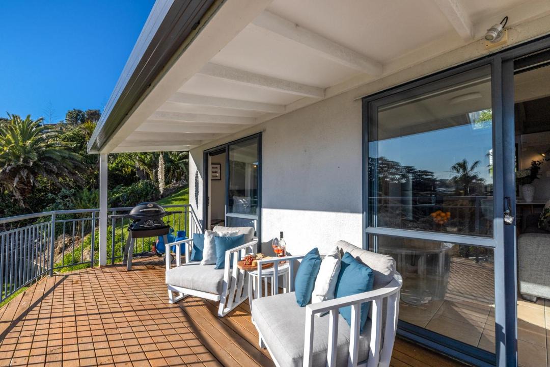 Photo of Patio Balcony in Waiheke Island