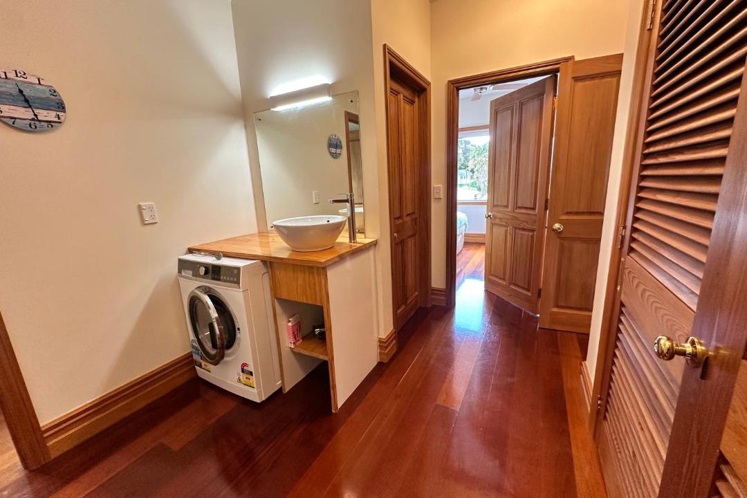 Photo of Bathroom in Russell