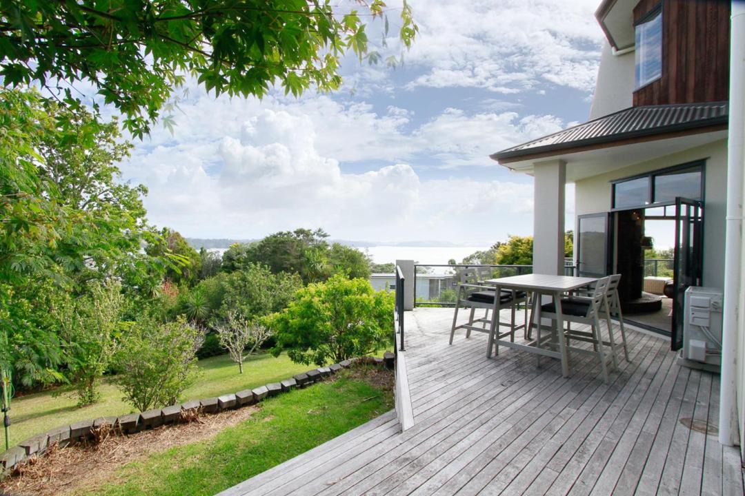 Photo of Patio Balcony in Snells Beach