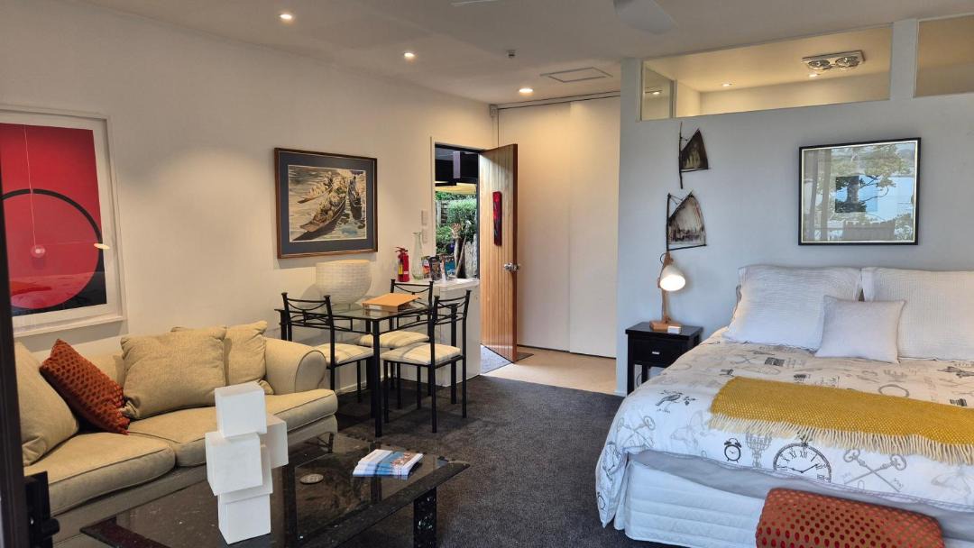Photo of Bedroom in Mahurangi