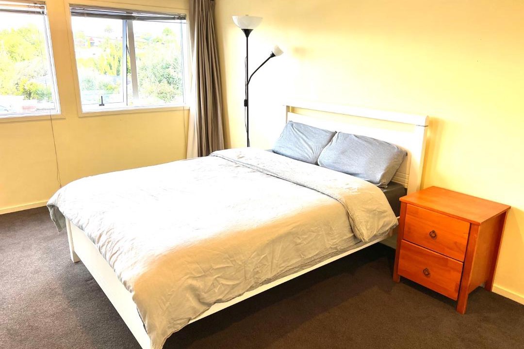 Photo of Bedroom in Mairangi Bay