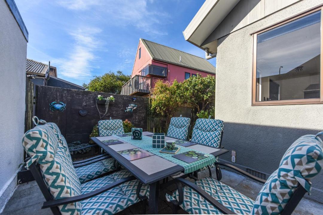 Photo of Patio Balcony in Tahunanui