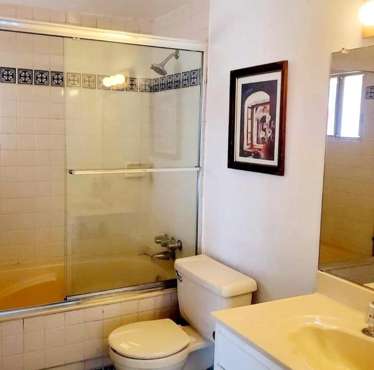 Photo of Bathroom in La Fonda