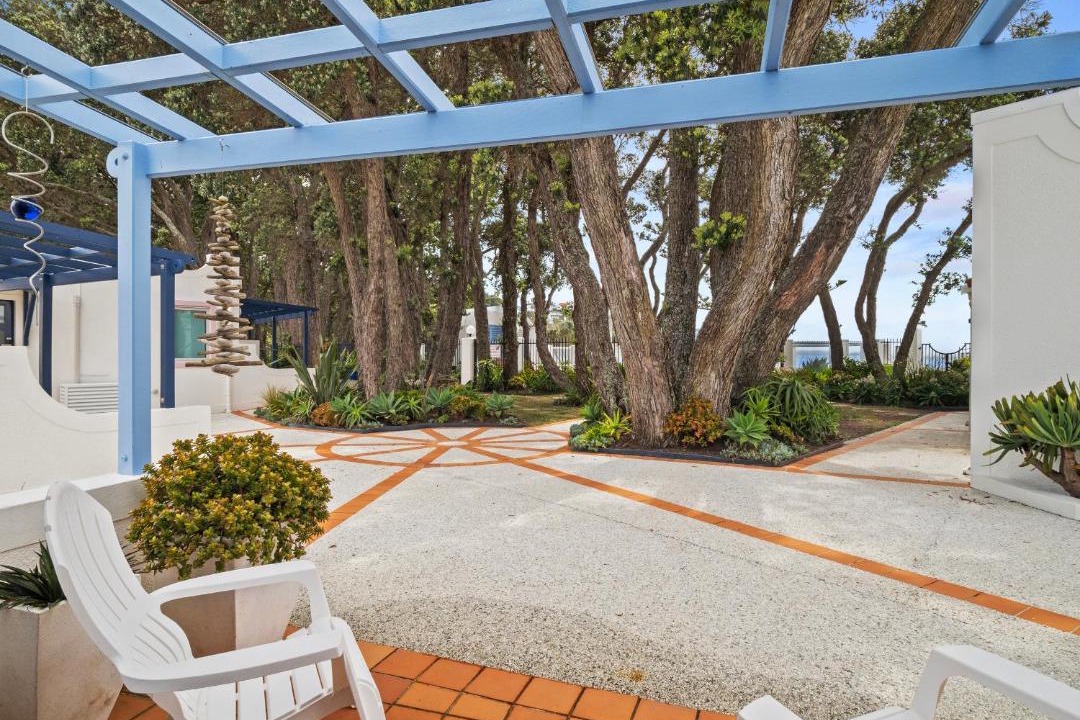 Photo of Patio Balcony in Orewa
