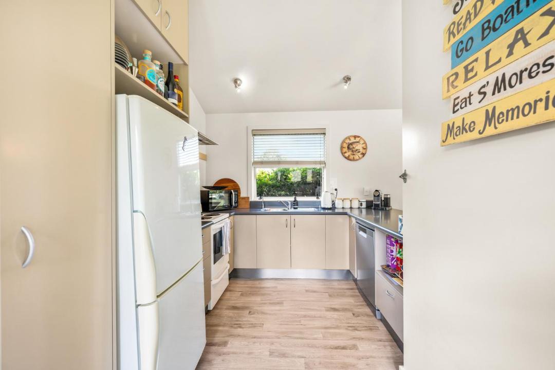 Photo of Kitchen in Waitahanui