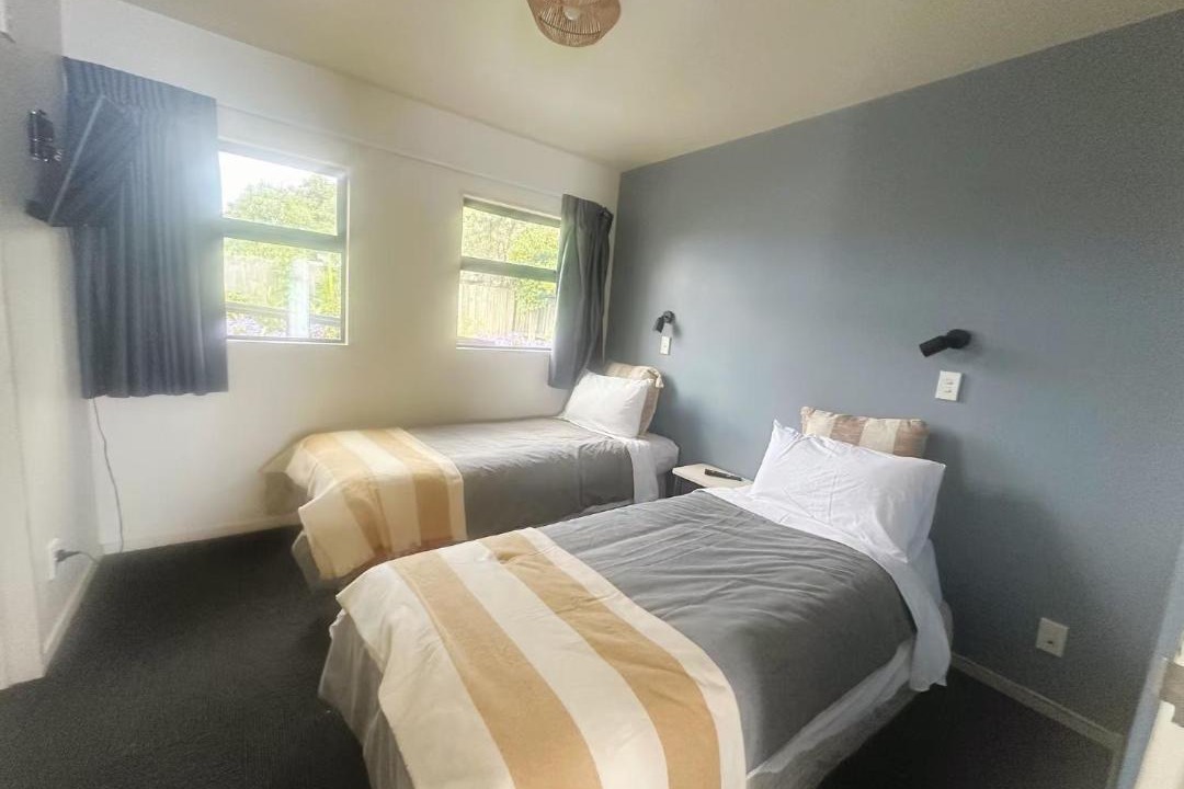 Photo of Bedroom in Redwood