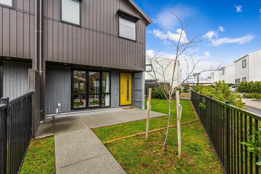 Photo of Others in Mangere