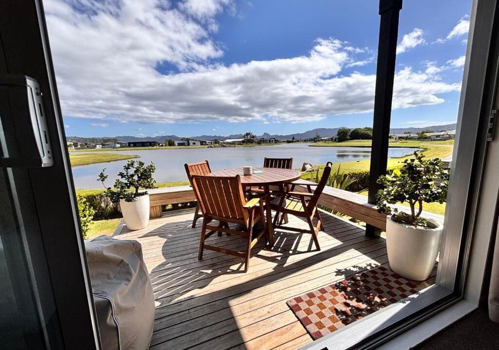 Photo of Patio Balcony in Matarangi