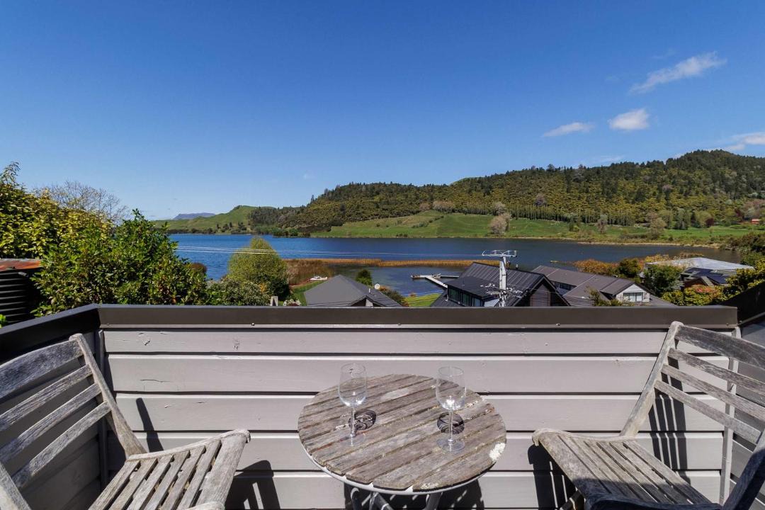 Photo of Patio Balcony in Lake Okareka