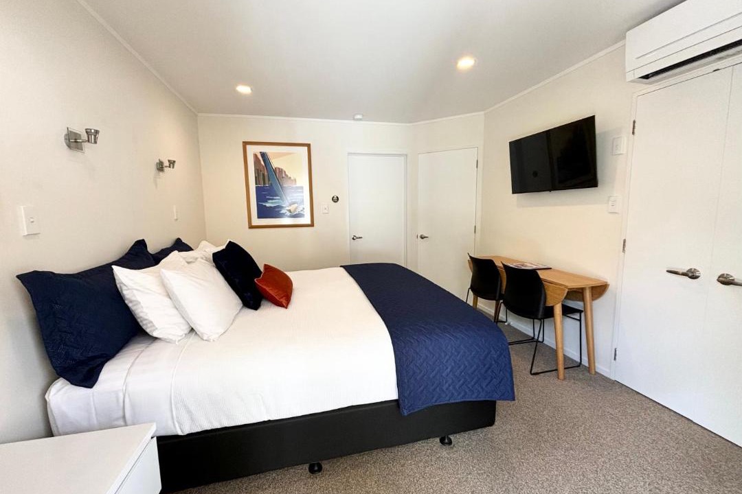Photo of Bedroom in Narrow Neck