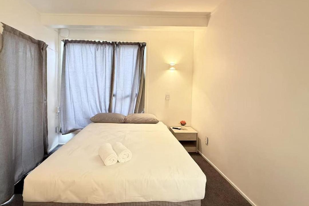 Photo of Bedroom in Fenton Street