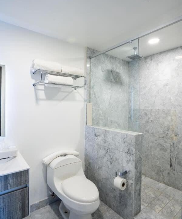 Photo of Bathroom in Huixquilucan