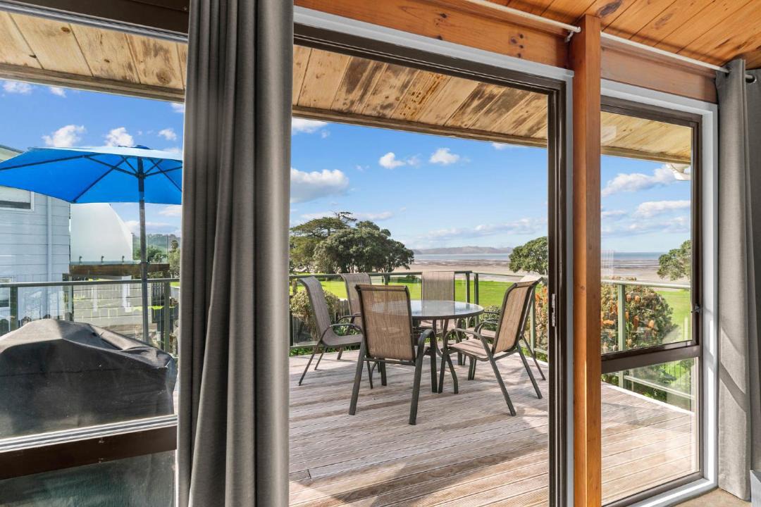 Photo of Patio Balcony in Snells Beach