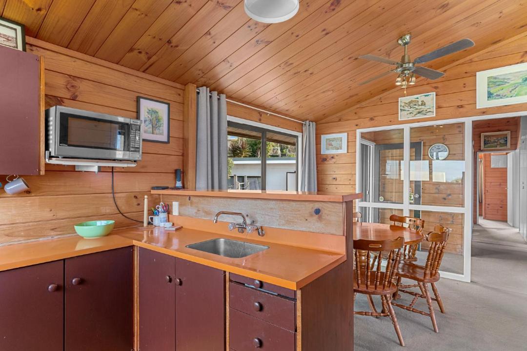 Photo of Kitchen in Snells Beach