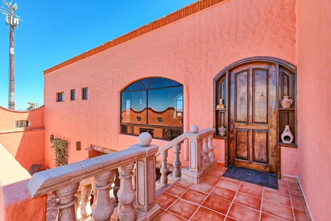 Photo of Patio Balcony in Las Conchas