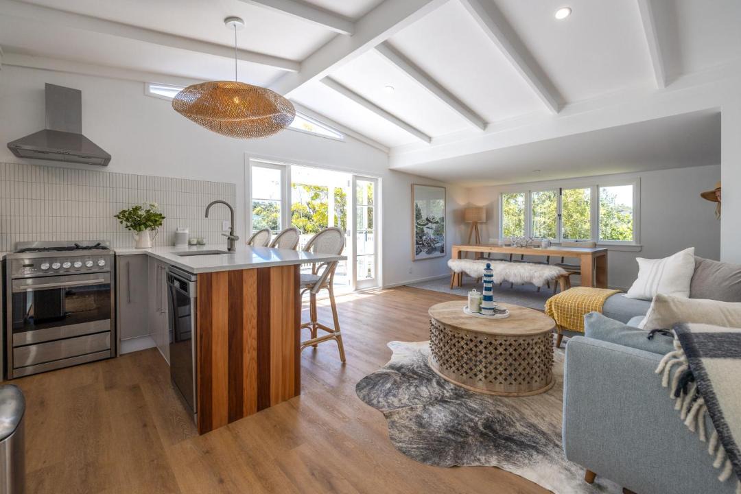 Photo of Livingroom in Oneroa