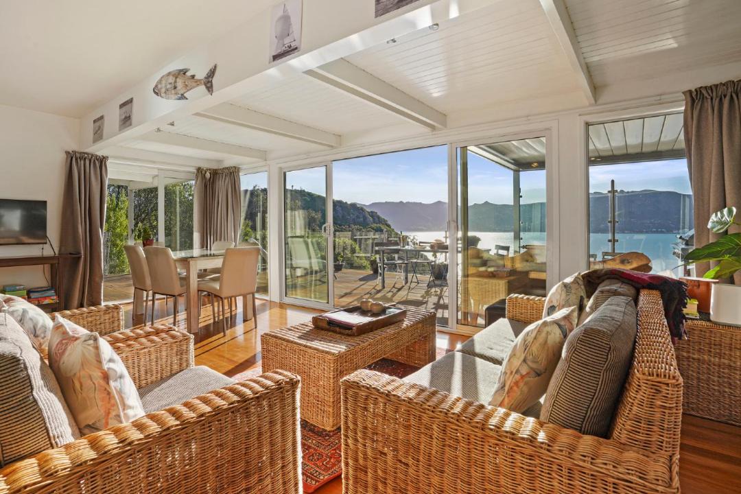 Photo of Livingroom in Diamond Harbour
