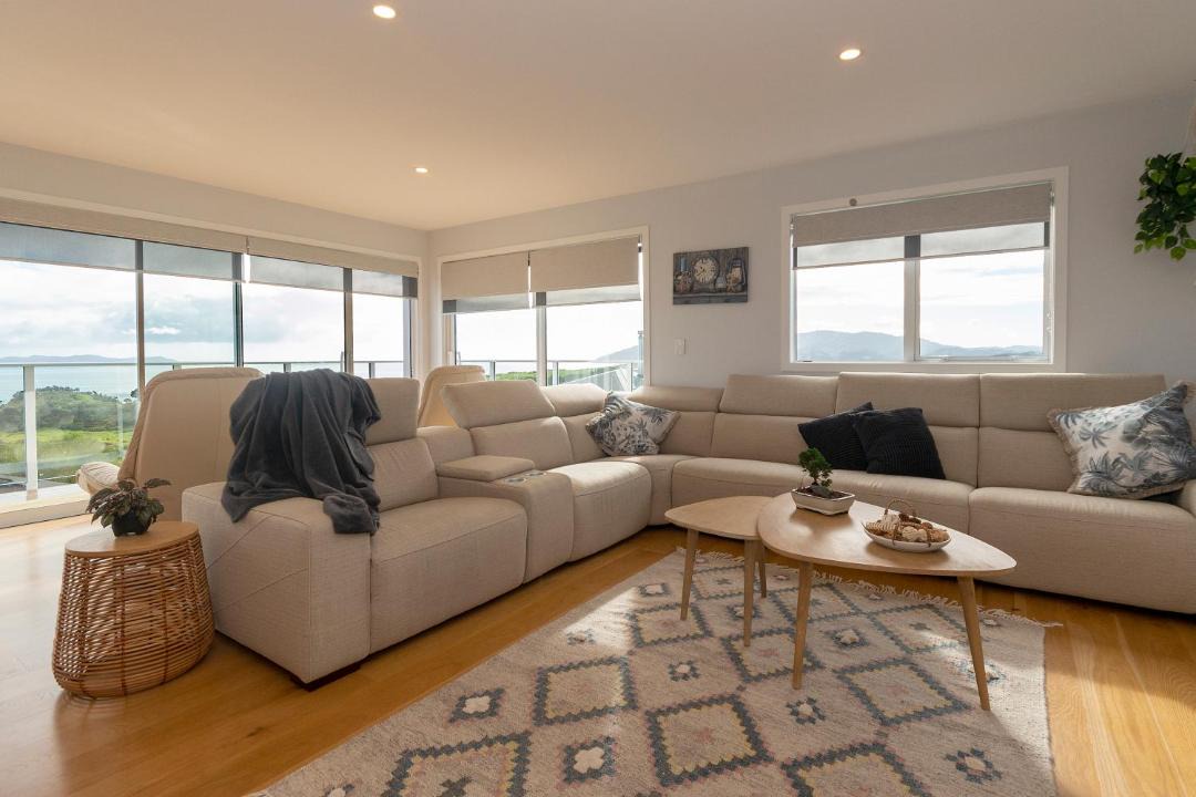 Photo of Livingroom in Cable Bay