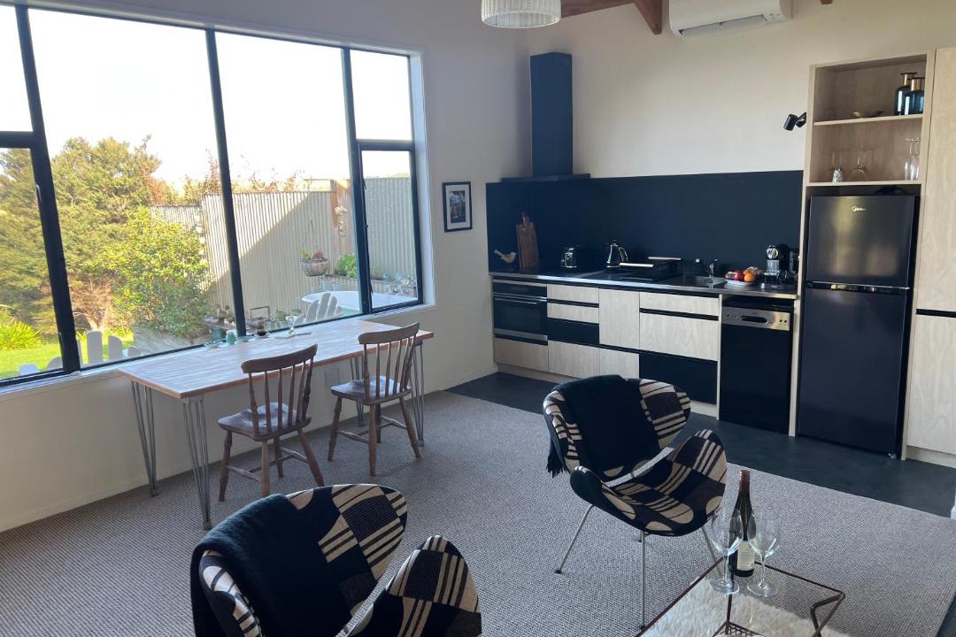 Photo of Livingroom in Tawharanui