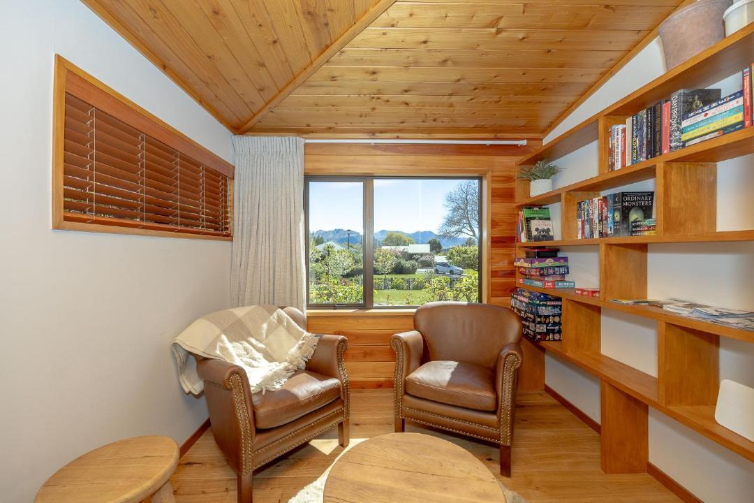 Photo of Livingroom in Wanaka