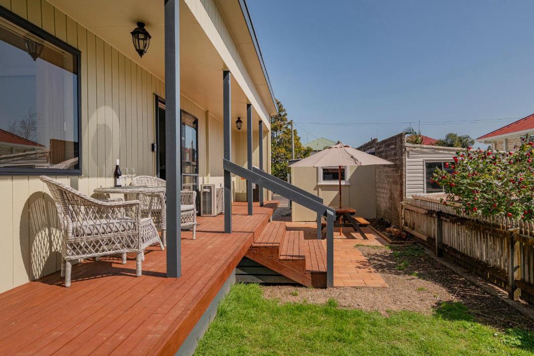 Photo of Patio Balcony in Thames