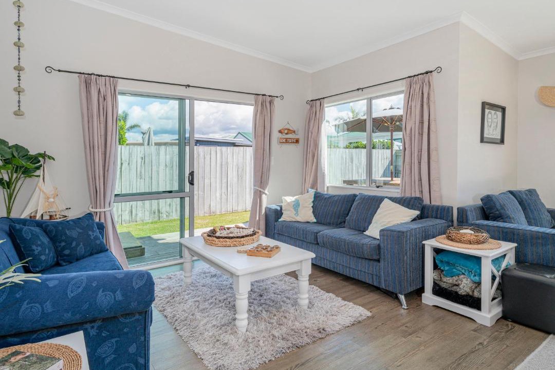 Photo of Livingroom in Cooks Beach
