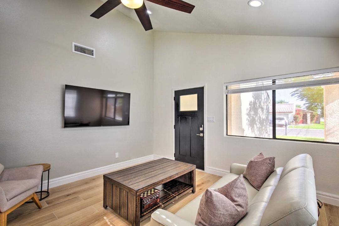 Photo of Livingroom in Yuma