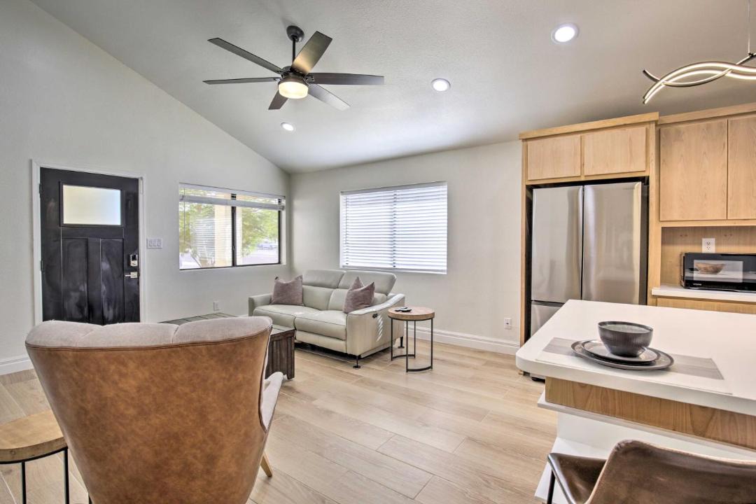Photo of Livingroom in Yuma