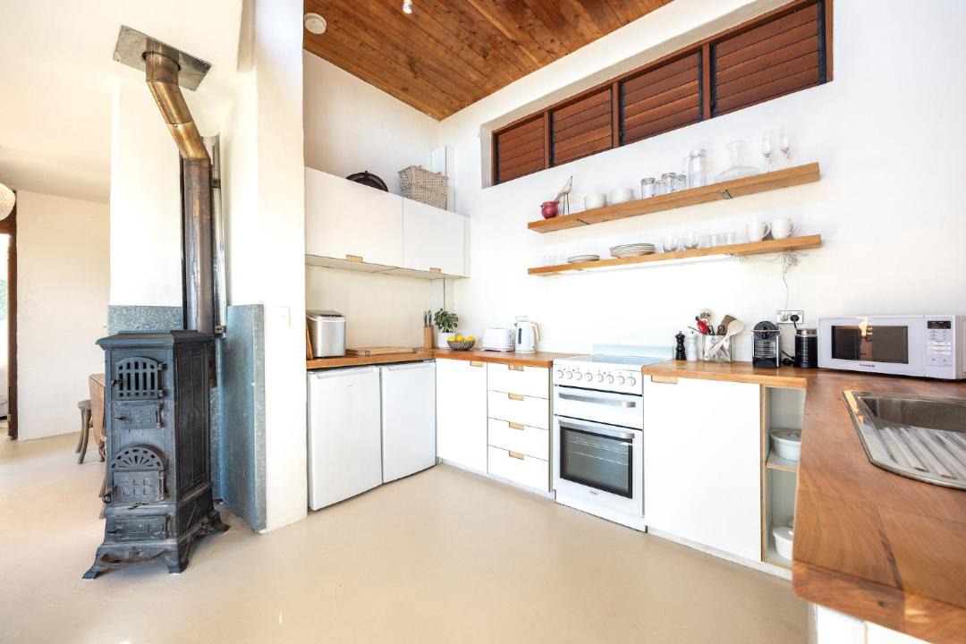 Photo of Kitchen in Onetangi