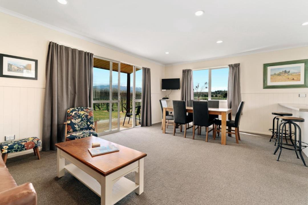 Photo of Livingroom in Alexandra