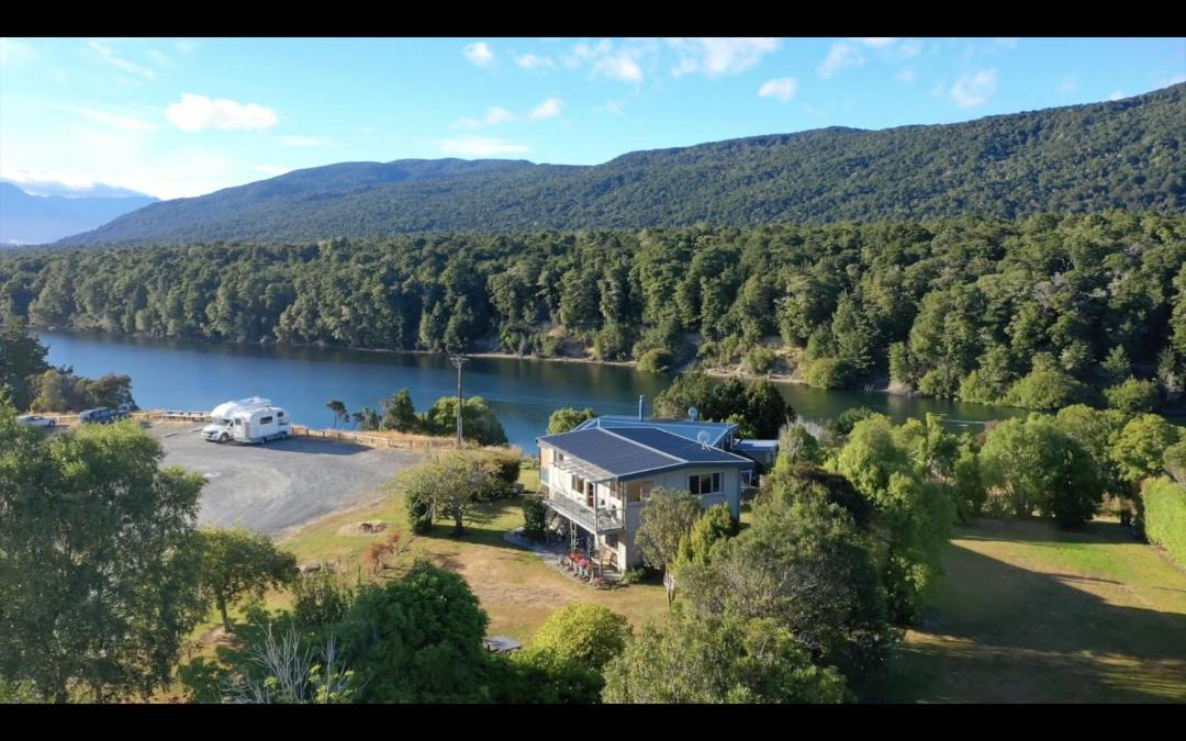 Photo of Others in Manapouri