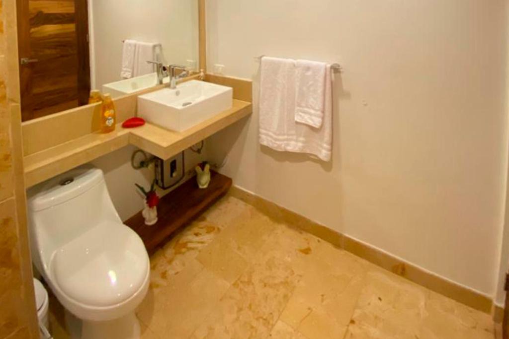 Photo of Bathroom in Juarez