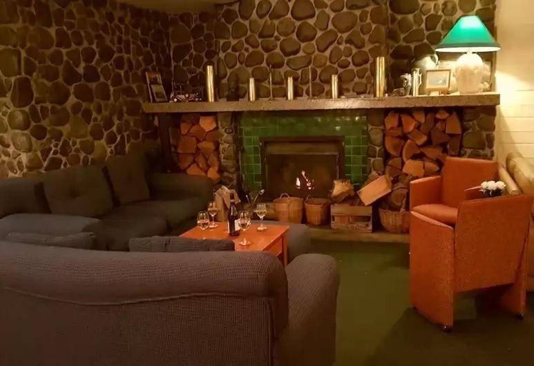 Photo of Livingroom in Rainbow Point