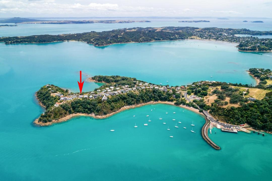 Photo of Others in Surfdale