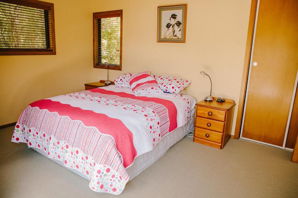 Photo of Bedroom in Penzance Bay