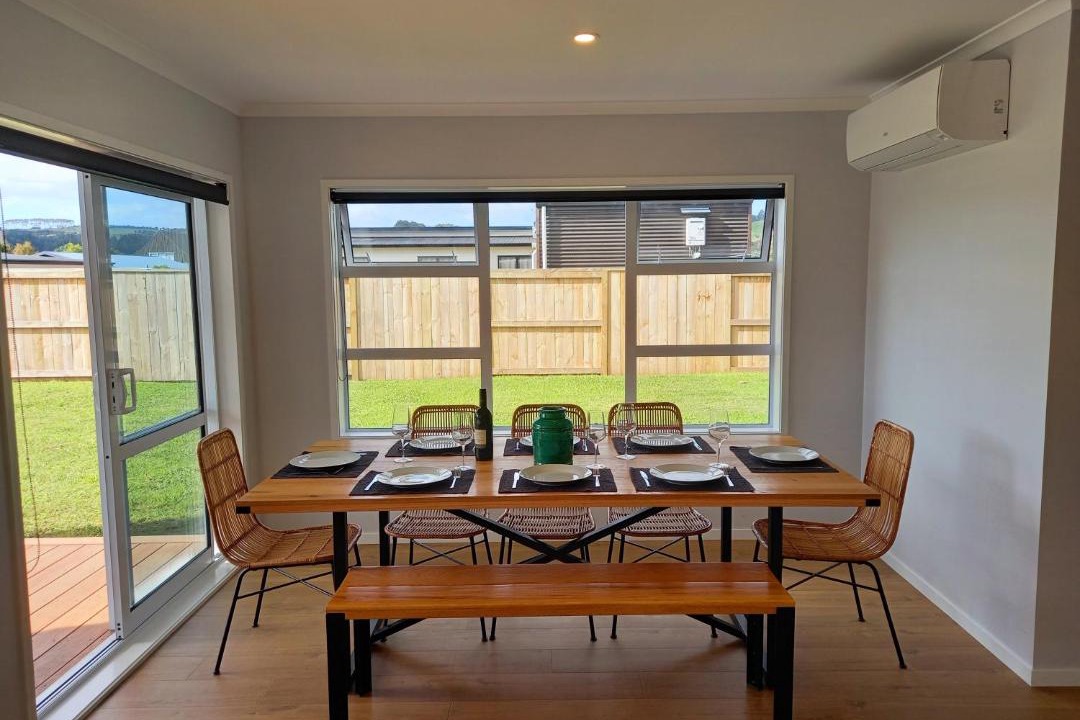 Photo of Livingroom in Cooks Beach