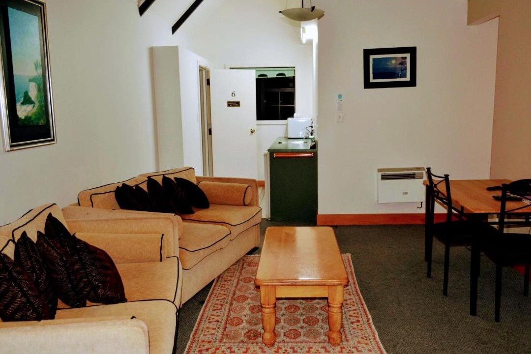 Photo of Livingroom in Snells Beach