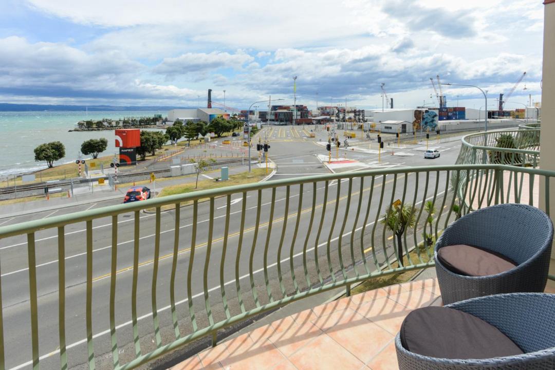 Photo of Patio Balcony in Bluff Hill