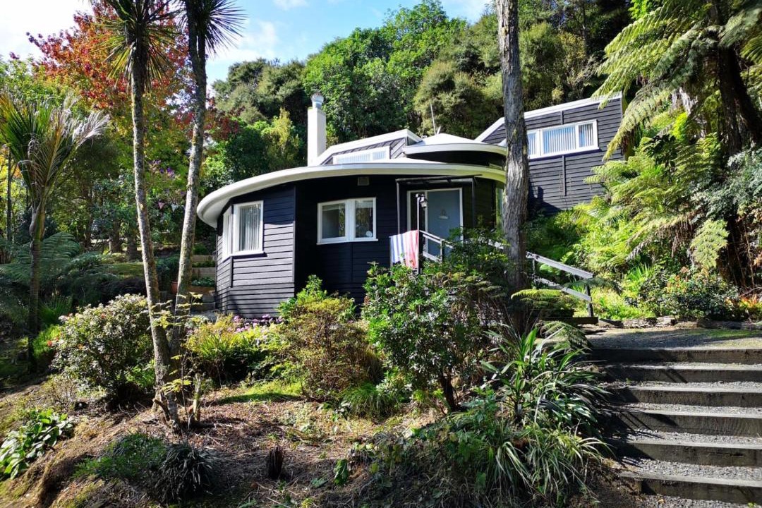 Photo of Buildings in Snells Beach