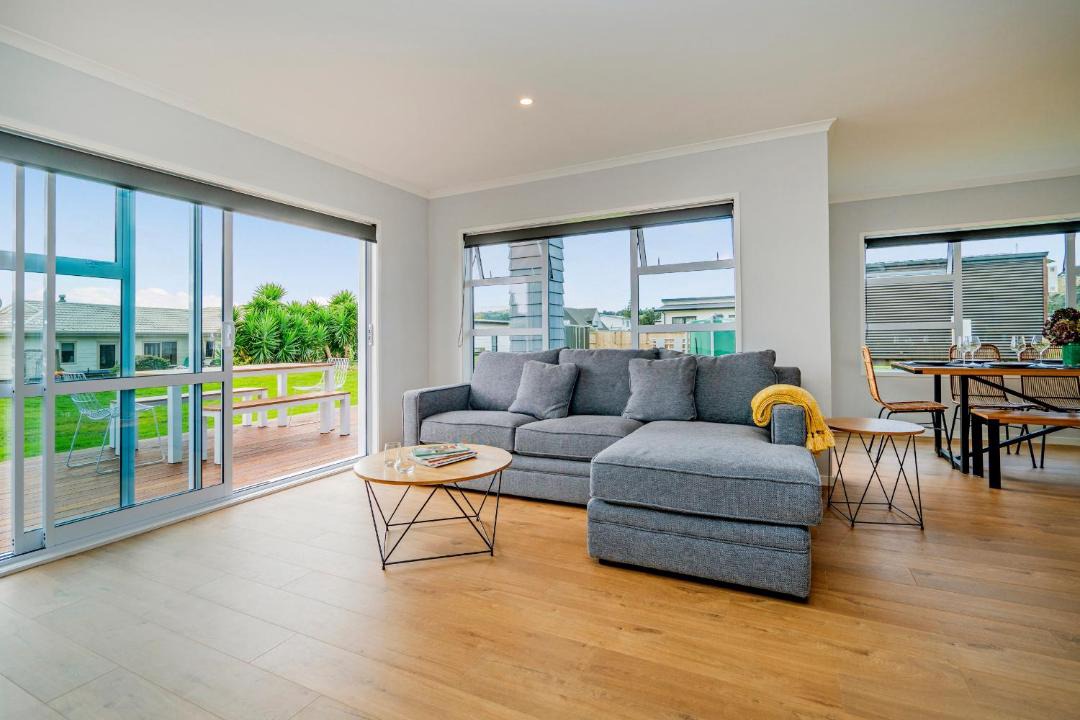 Photo of Livingroom in Cooks Beach