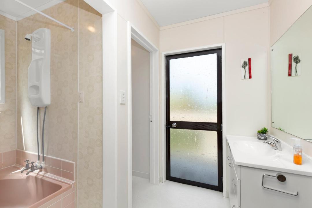 Photo of Bathroom in Raglan