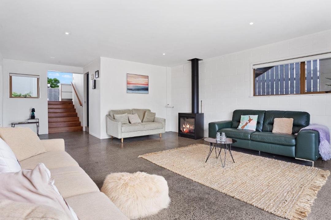 Photo of Livingroom in Whangamata
