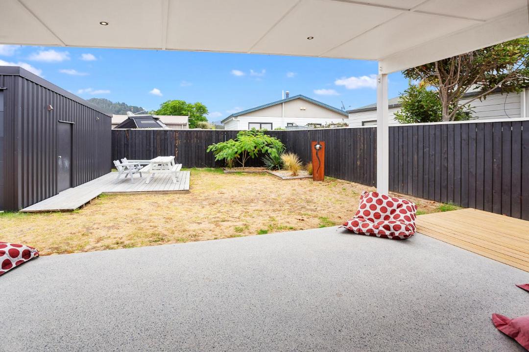 Photo of Patio Balcony in Whangamata