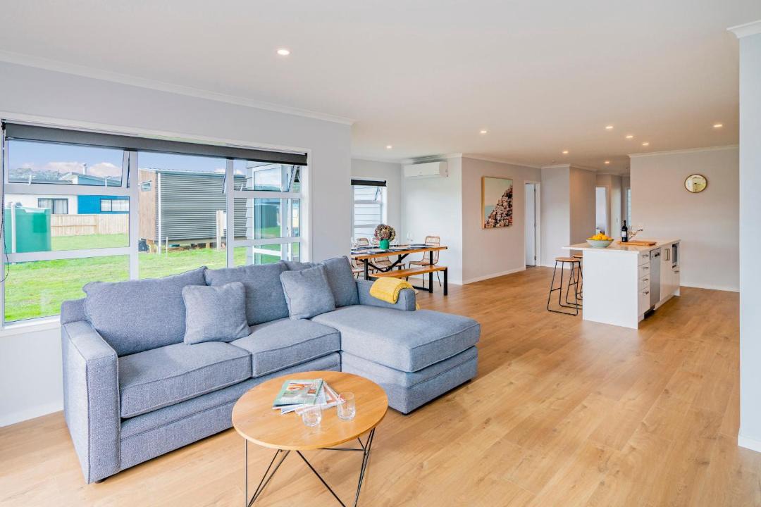 Photo of Livingroom in Cooks Beach