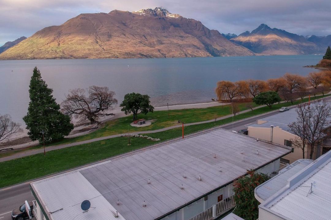 Photo of Others in Queenstown
