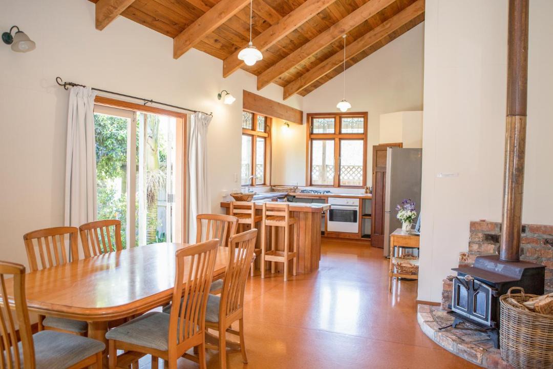 Photo of Livingroom in Hahei